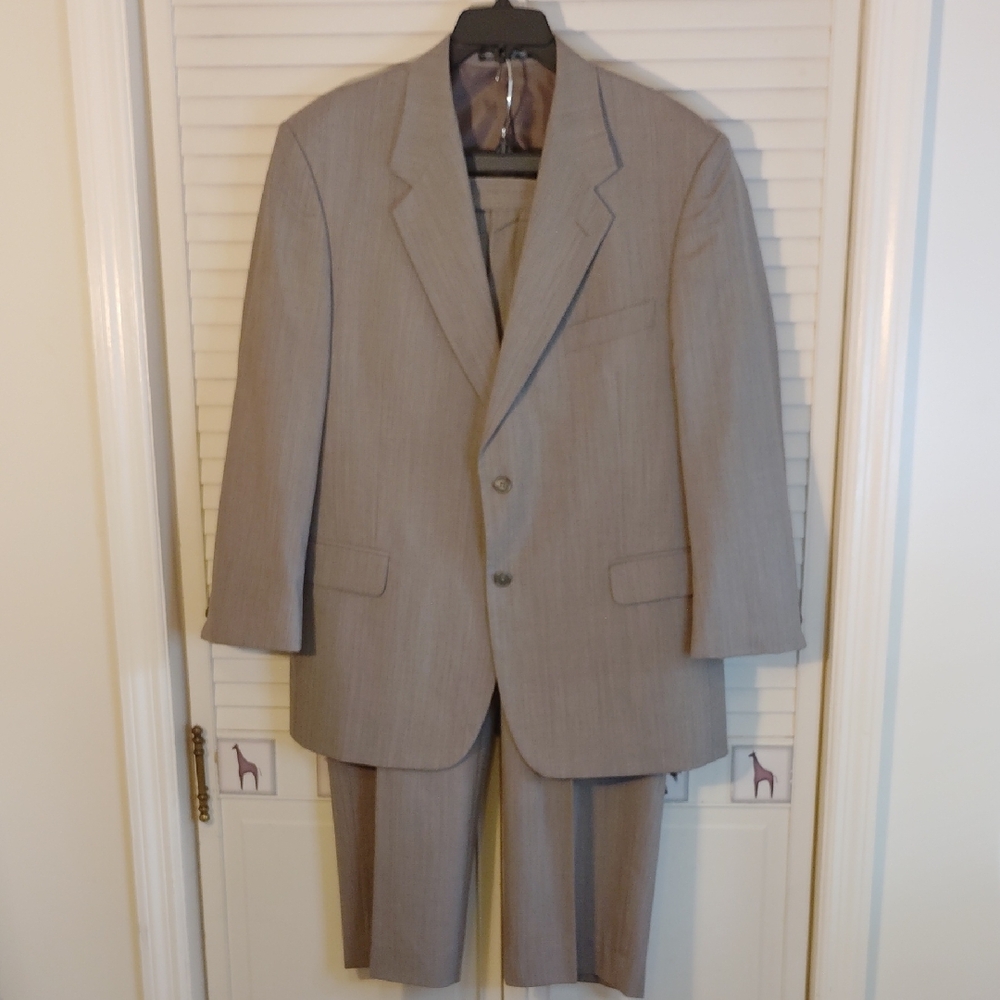 Kilburne And Finch Premium Two-Button Business Suit in Sophisticated Taupe